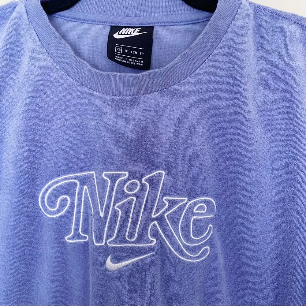Nike terrycloth cropped embroidered crewneck sweatshirt lilac purple XS - Picture 3 of 6